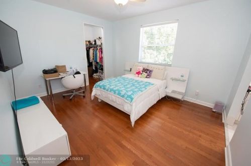 3511 145th Ave, Hollywood FL  33027-3726 exterior