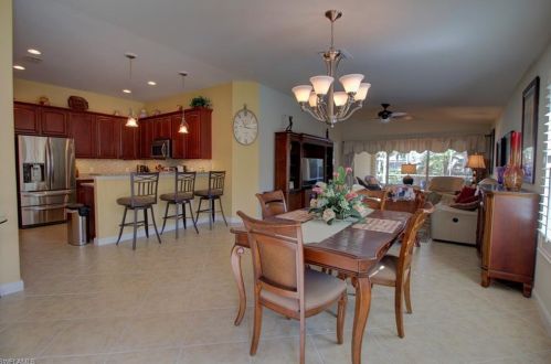 8627 Genova Ct, Naples FL  34114-2748 exterior