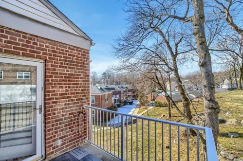 920 Pelhamdale Ave, New Rochelle NY  10803-2929 exterior