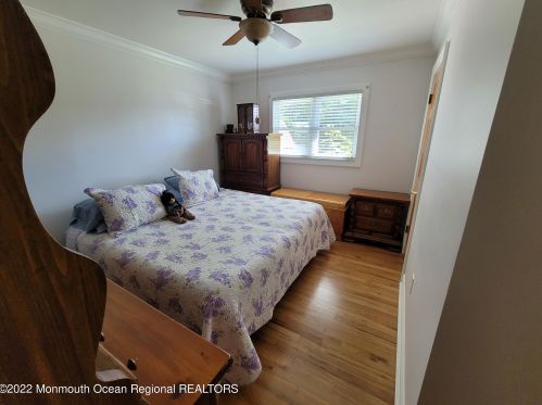 1 Ann Ct, Hazlet NJ  07730-1501 exterior
