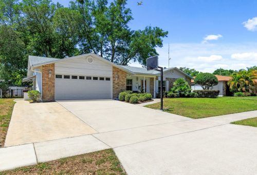 5058 Nadine St, Orlando, FL 32807-1333