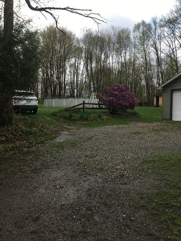 1132 Belmar Rd, Franklin, PA 16323-3706
