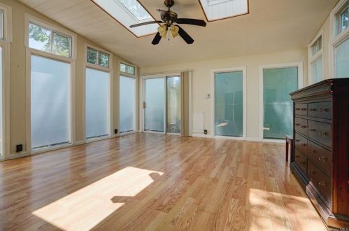 15 Ridgeway, White Plains NY  10605-3706 exterior