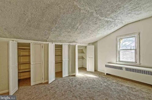 25 Green St, Pilesgrove NJ 08098-1136 exterior