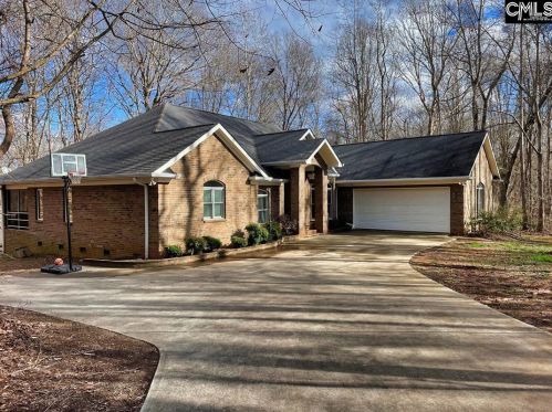 1044 Beamguard Rd, Lake Wylie, SC 29710-9490