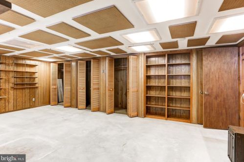 3 Annette Dr, West Enola PA  17025-1802 exterior