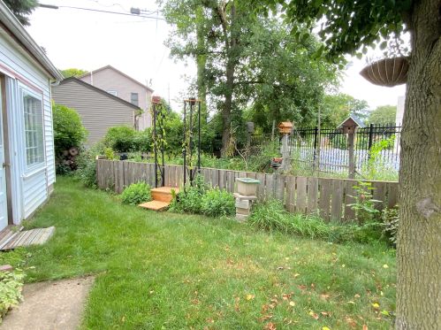 111 77 St, Milwaukee WI 53219-3743 exterior