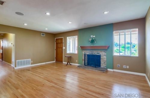 6100 Henderson Dr, La Mesa CA  91942-4016 exterior