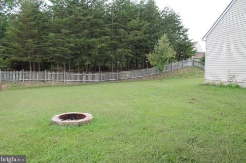 11214 Englewood Ct, Fredericksburg VA  22407-2538 exterior