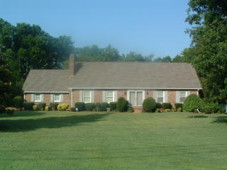 611 Warrior Dr, Murfreesboro TN  37128-5916 exterior