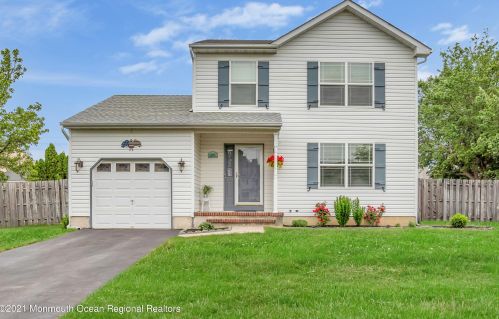 12 Joanne Ct, Bricktown, NJ 08723-1801