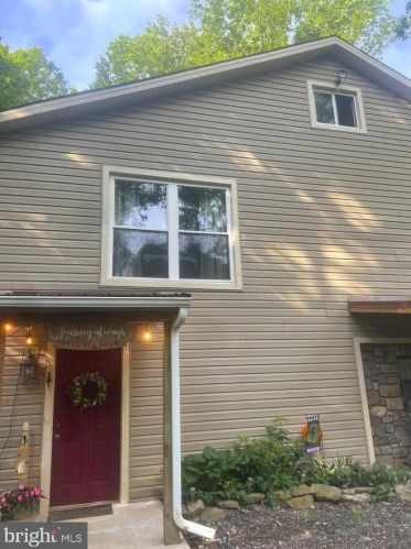 450 Wildcat Trl, Mount Patrick, PA 17045-9135