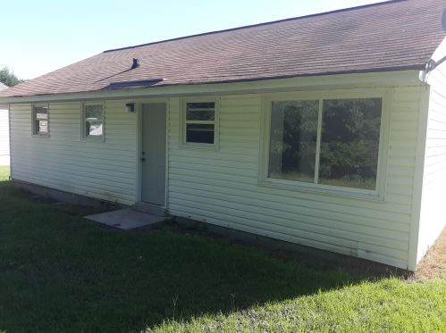 113 Phebe St, Blackville, SC 29817-2115