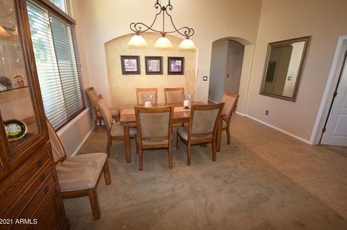 827 Date Palm Dr, Gilbert AZ 85234-4947 exterior