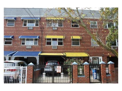3237 Wickham Ave, Bronx, NY 10469-3122