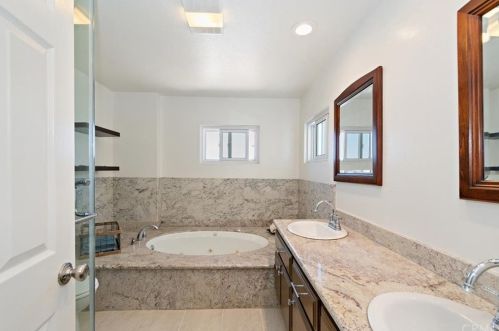 29620 Island View Dr, Palos Verdes Estates CA  90275-4653 exterior