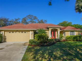 933 Bayshore Rd, Nokomis, FL 34275-1919