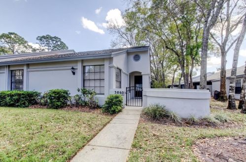 3860 Pheasant Ct, Palm Harbor, FL 34685-1216