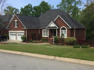 136 Shoal Creek Cir, Lexington, SC 29072-7262