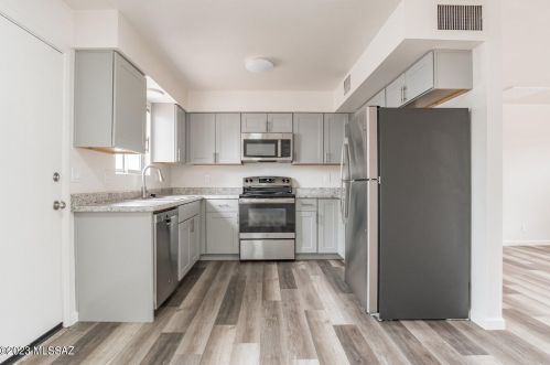 1108 Fort Lowell Rd, Tucson, AZ 85719-2117