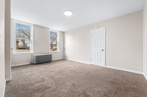 650 Boggs Ave, Pittsburgh PA  15211-2334 exterior