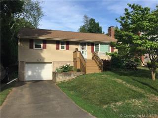 105 Elm St, Manchester, CT 06042-3227