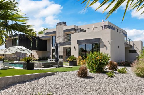 10019 57th St, Scottsdale AZ  85253-1137 exterior