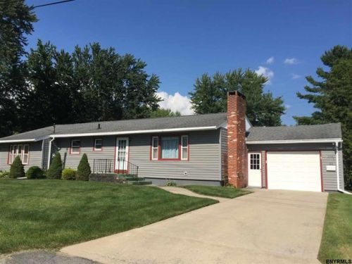22 Regina Ln, West Glenville, NY 12010-3035