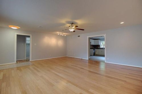 8115 Claremont Dr, Dallas TX  75228-5807 exterior