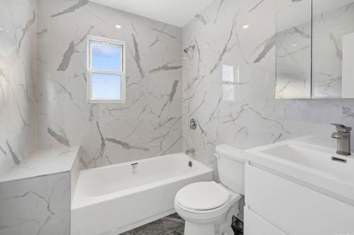 1327 Scimitar Ave, Floral Park NY  11003-3312 exterior