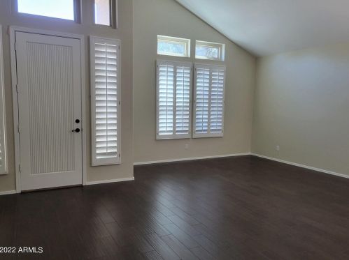 1446 Corrine Dr, Gilbert, AZ 85296-4189