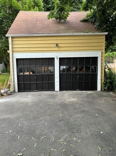 834 Eastern Ave, Fall River MA  02720-7415 exterior