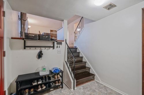 601 Diehl Dr, Mckeesport PA  15132-7420 exterior