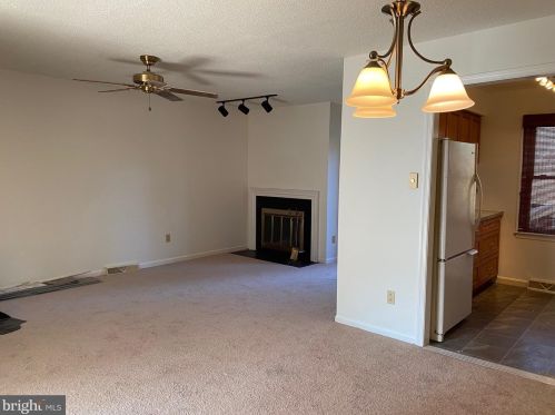 4802 Plum Run Ct, Wilmington DE  19808-1721 exterior