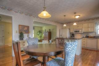 2904 Loretta Dr, Lexington, KY 40503-2850