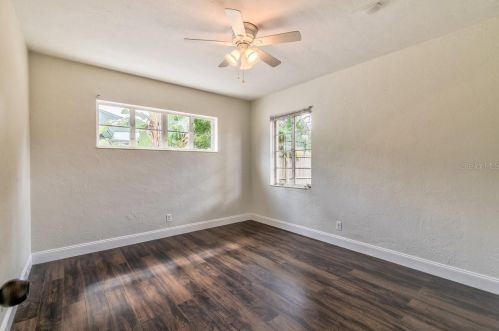 3210 11th Ave, Saint Petersburg FL  33713-5404 exterior