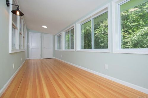 66 Columbus Ave, Tompkins Corners NY  10579-2136 exterior