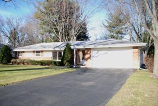 1000 Marymere Dr, Oconomowoc, WI 53066-3918