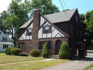 247 Rdg Rd, Hartford CT  06109-1926 exterior