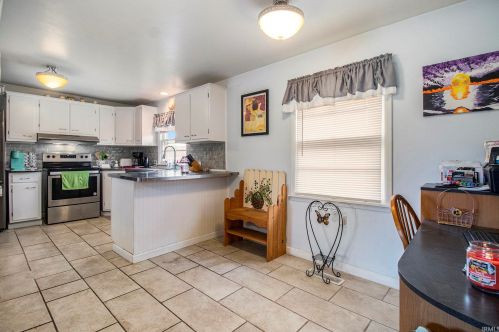 717 12 St, Mishawaka IN 46544-5441 exterior