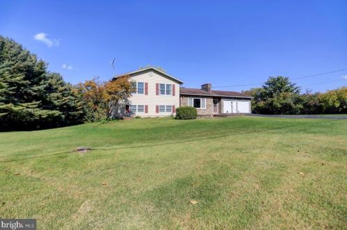 119 Vaughn Rd, Lees Cross Roads, PA 17257-9727
