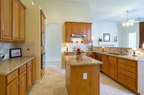 3622 Mackenzie Ln, Richardson TX  75082-2620 exterior