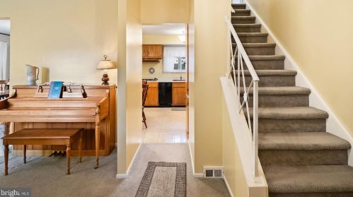831 Concord Pl, Lansdale, PA 19446-3101