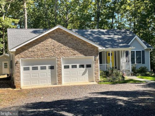 147 Jefferson Ave, Locust Grove, VA 22508-5210