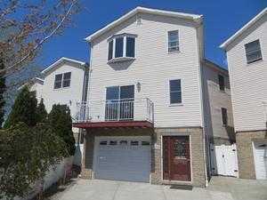 26 Elm Ct, Bayonne, NJ 07002-4371