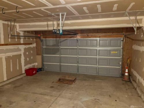 115 Springhouse Dr, Englewood OH  45322-8795 exterior