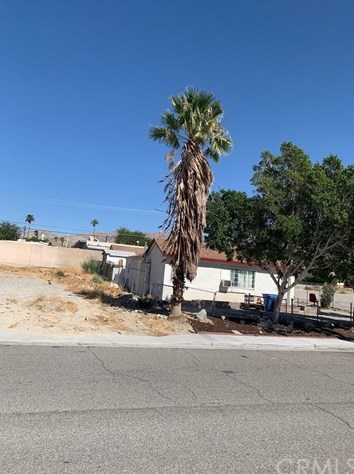66272 Acoma Ave, Desert Hot Springs, CA 92240-3865
