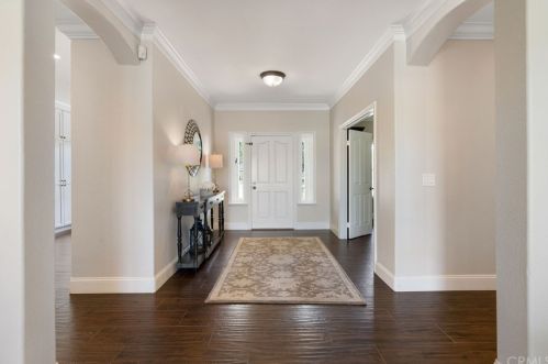 29172 Vallejo Ave, Temecula CA  92592-2302 exterior