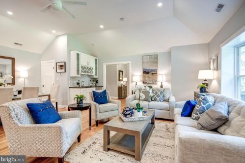 817 Bryn Mawr Ave, Newtown Square PA  19073-4333 exterior