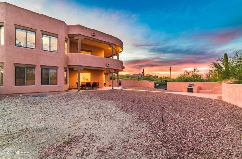 2620 Camino De Oeste, Tucson AZ 85746-9092 exterior